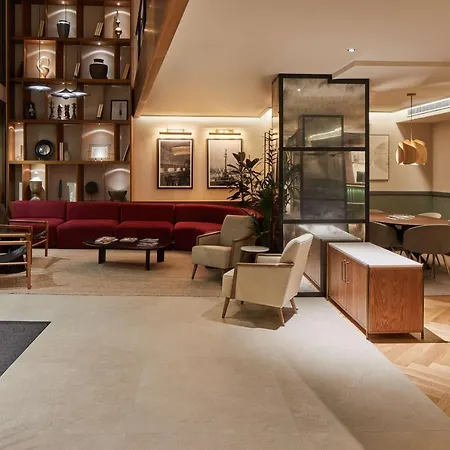 Ξενοδοχείο Via Sants Barcelona, Tapestry Collection By Hilton 4*