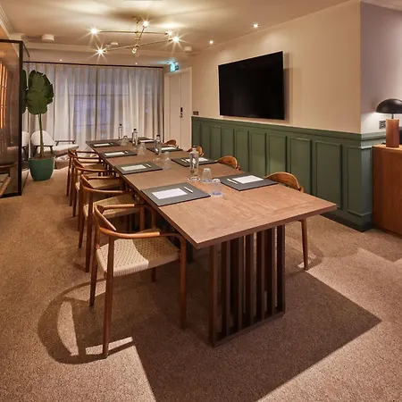 Via Sants Barcelona, Tapestry Collection By Hilton 4* Barcelona